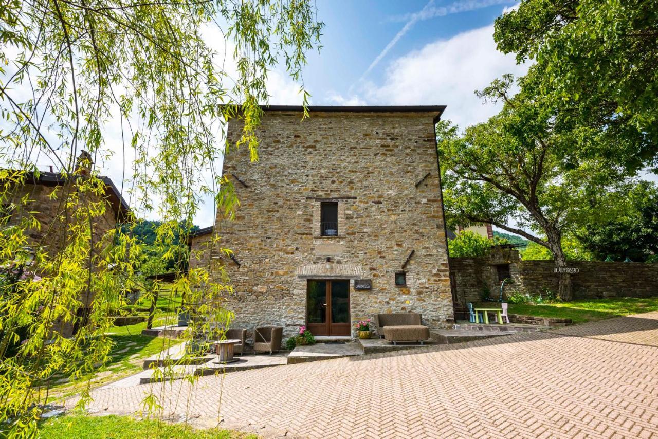 Agriturismo Il Salice Tizzano Val Parma Exterior foto