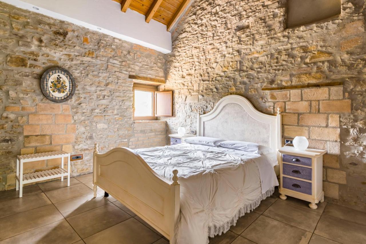 Agriturismo Il Salice Tizzano Val Parma Exterior foto