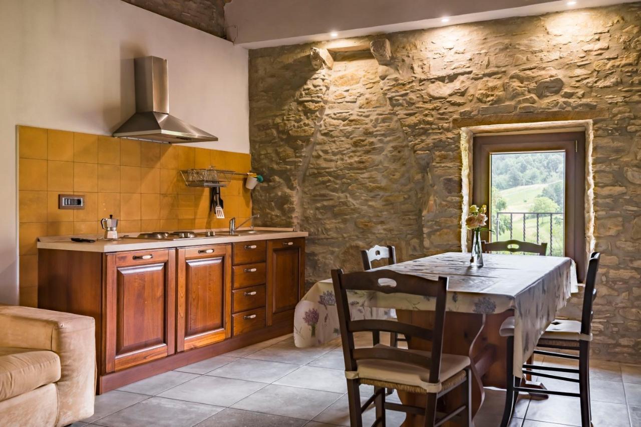 Agriturismo Il Salice Tizzano Val Parma Exterior foto