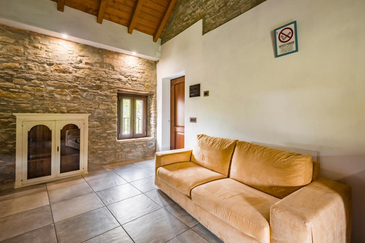 Agriturismo Il Salice Tizzano Val Parma Exterior foto