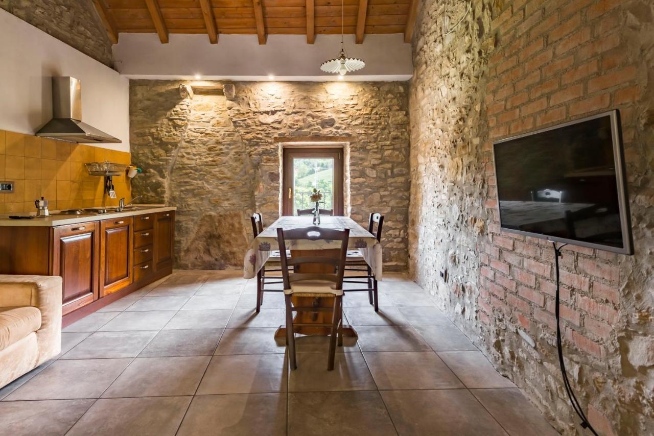 Agriturismo Il Salice Tizzano Val Parma Exterior foto