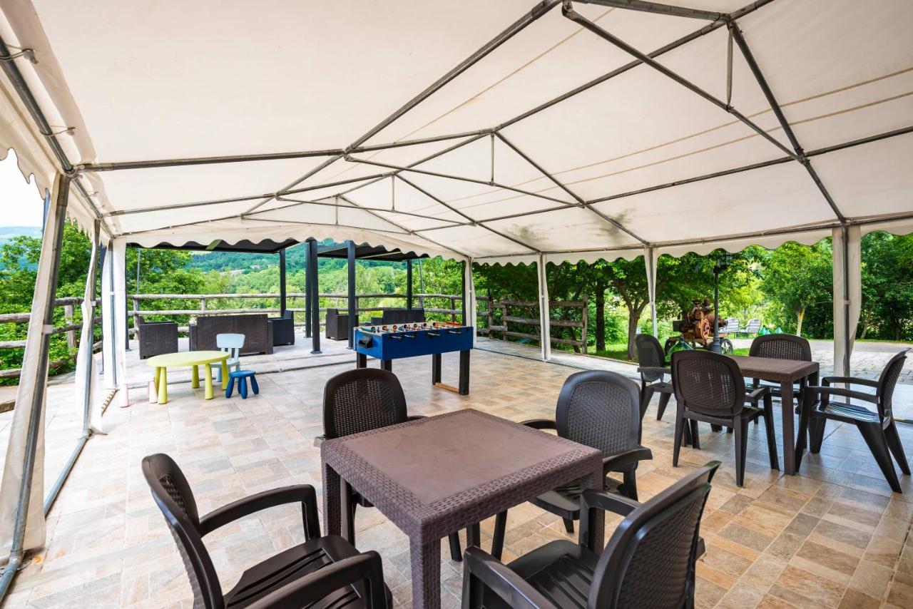 Agriturismo Il Salice Tizzano Val Parma Exterior foto